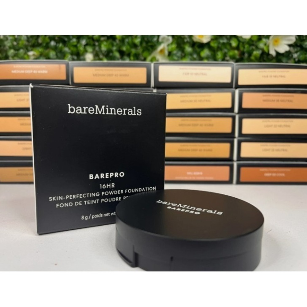 bareMinerals BAREPRO 16HR Skin-Perfecting Powder Foundation (DEEP 55 NEUTRAL) - Picture 2 of 3